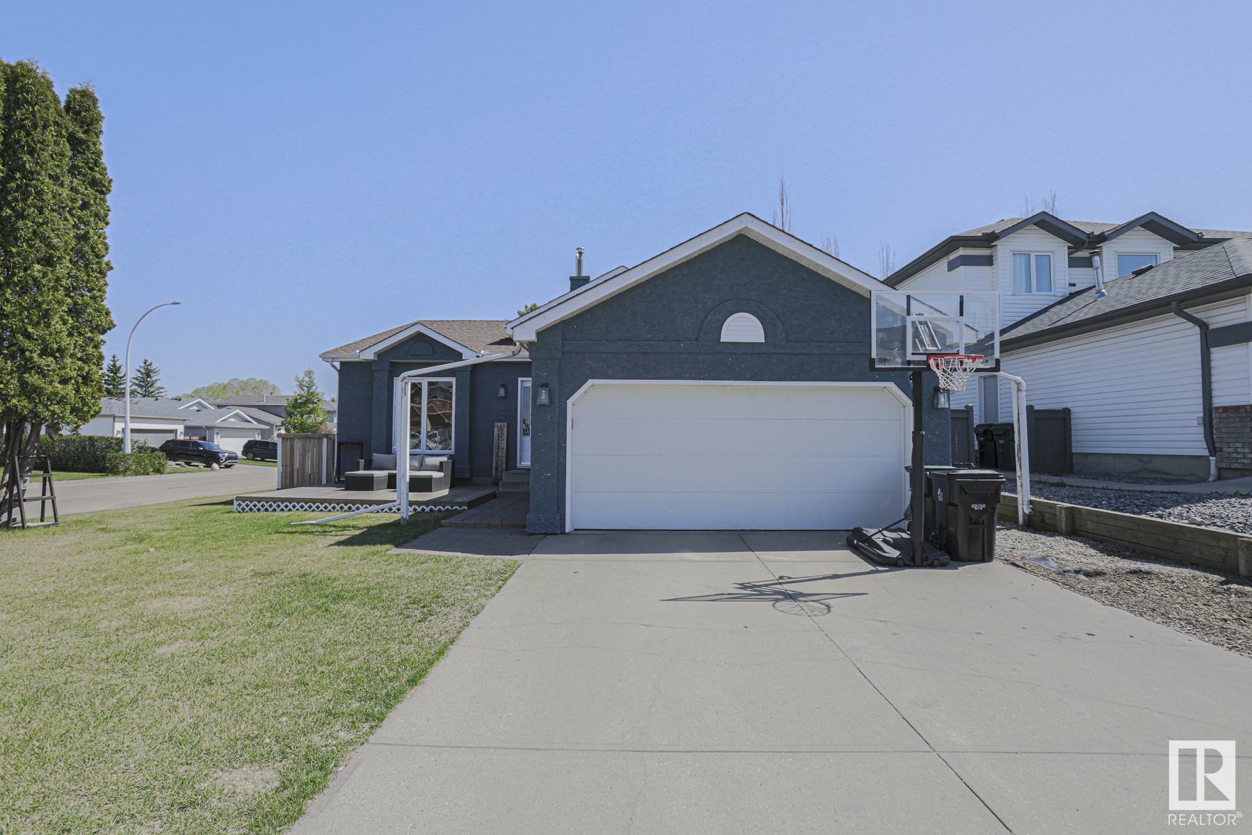 Photo de la propriété: 109 Woodside Crescent AB T7X 3E4