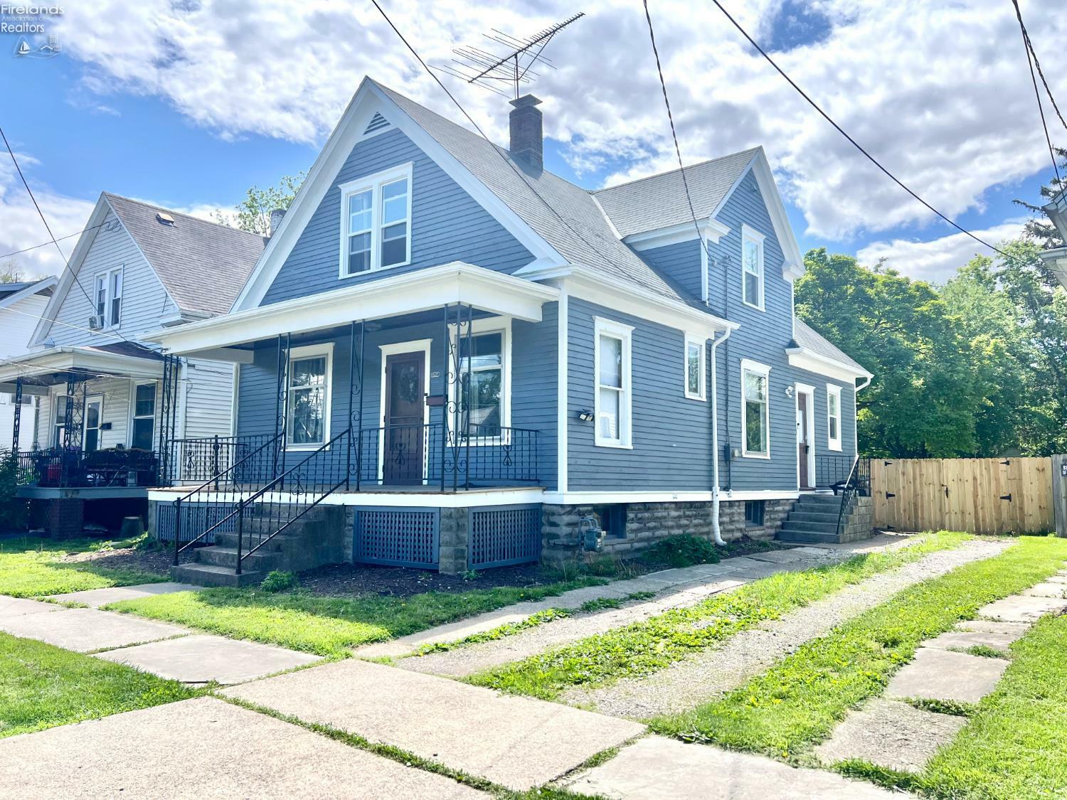 Property Photo: 1527 Prospect Street OH 44870