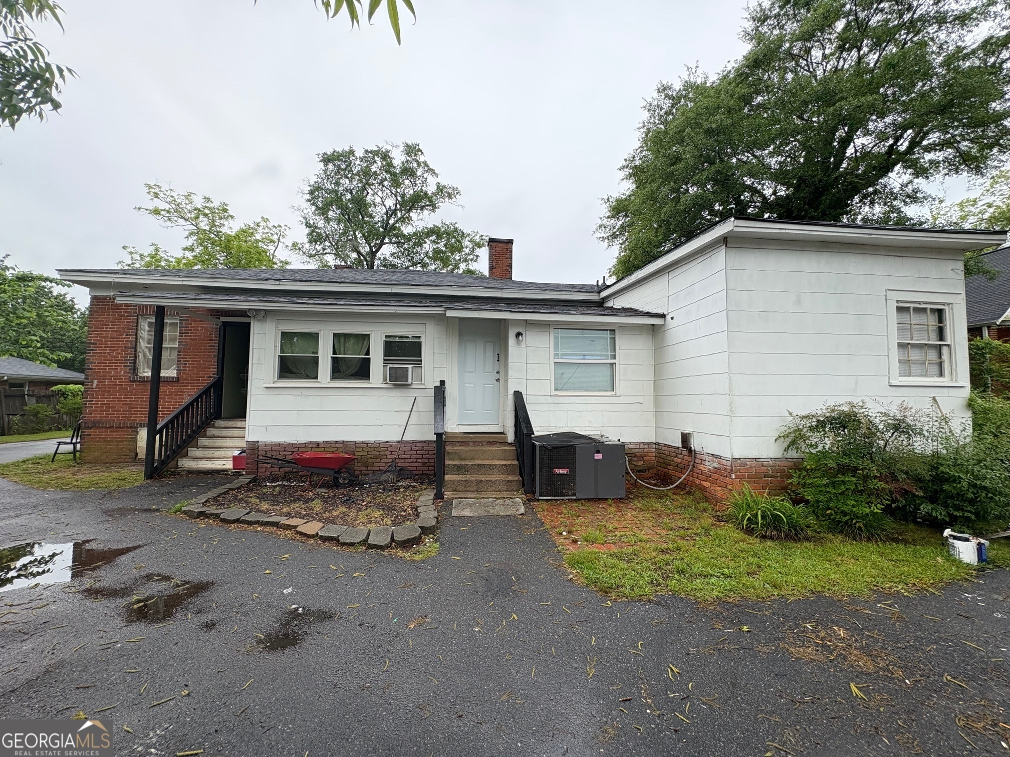 Property Photo: 720 W Main Street GA 30286