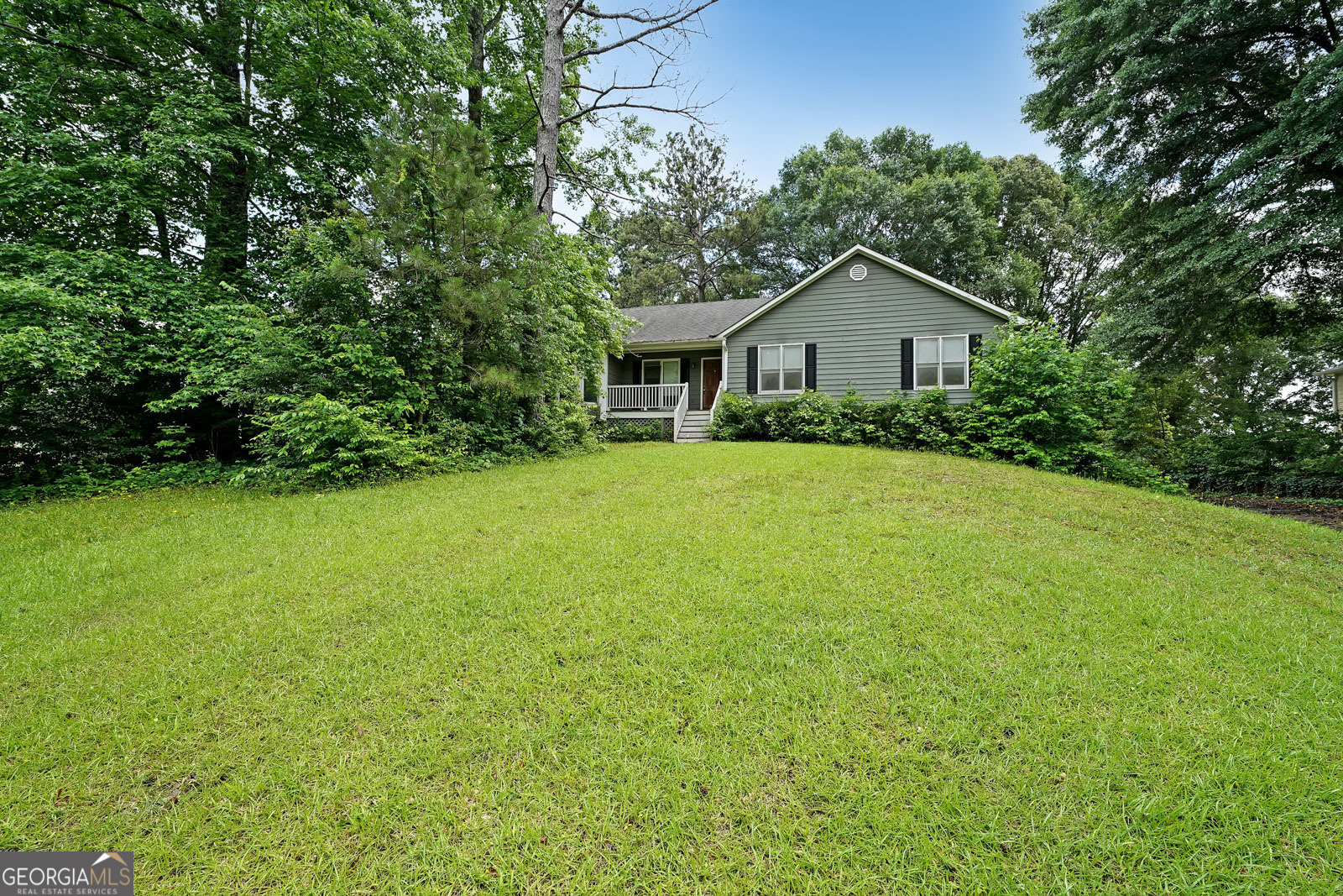Property Photo: 251 Lambeth Drive GA 30141