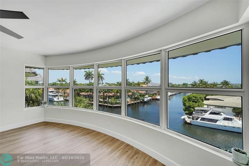 Property Photo: 3121 NE 51st St 406 FL 33308