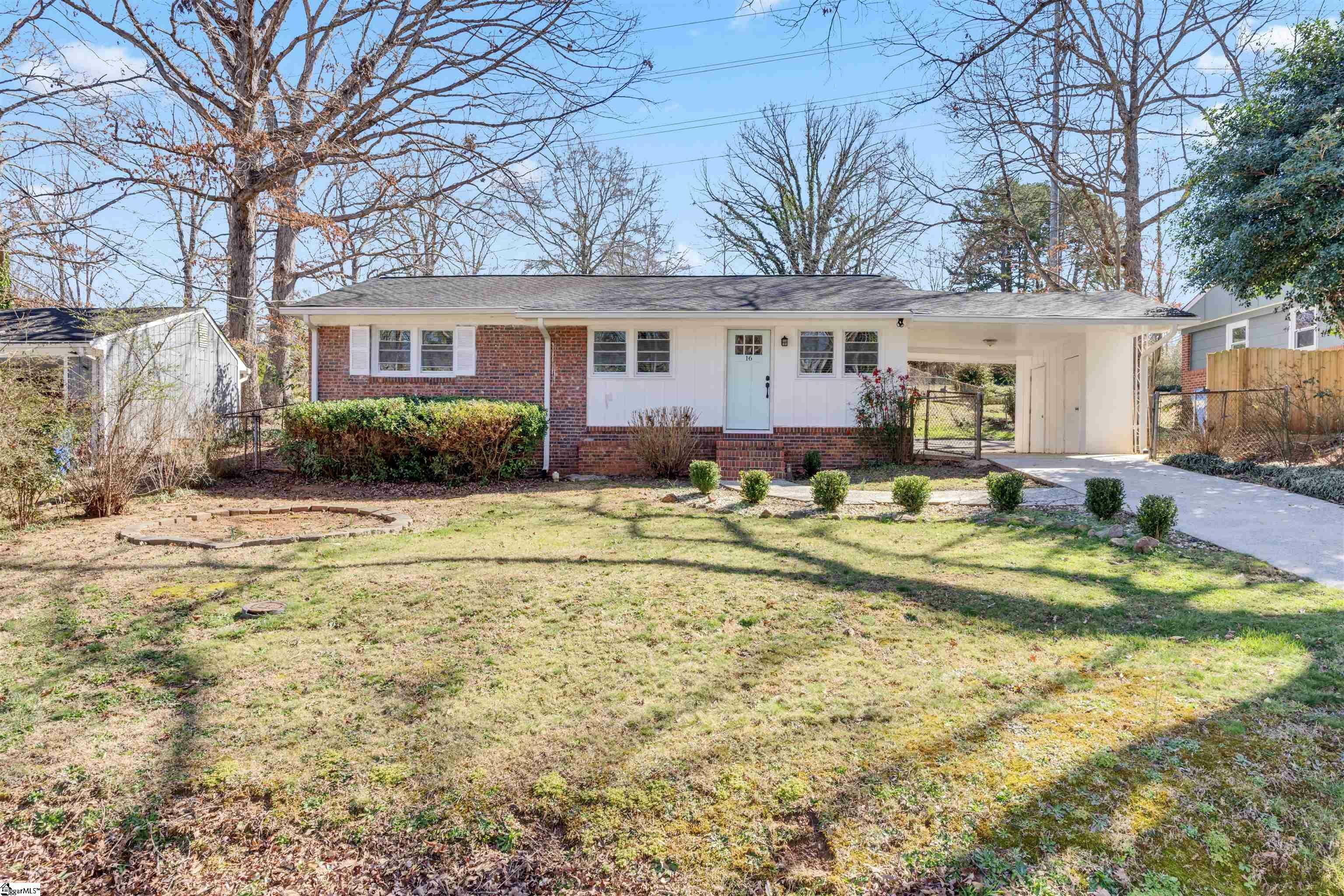 Property Photo: 16 Flower Drive SC 29605