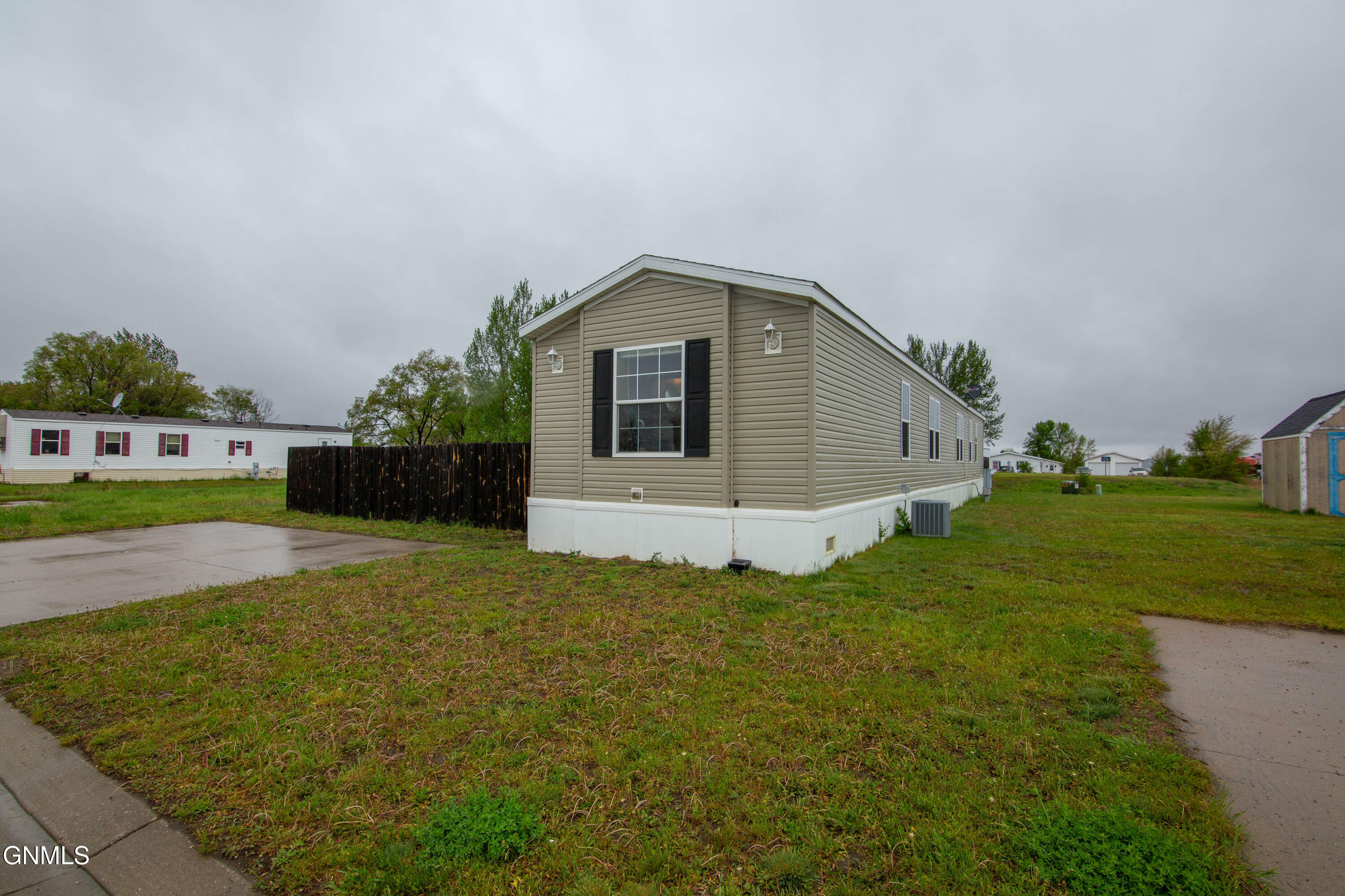Property Photo: 281 Partridge Lane ND 58504