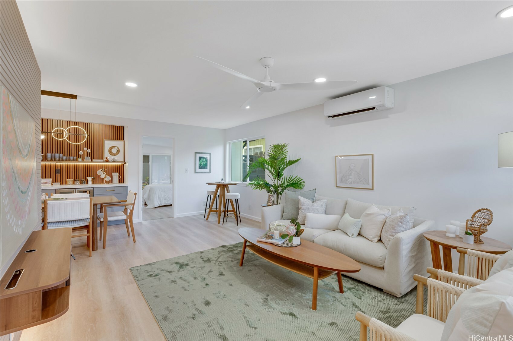 Property Photo: 278 Anapalau Street HI 96825