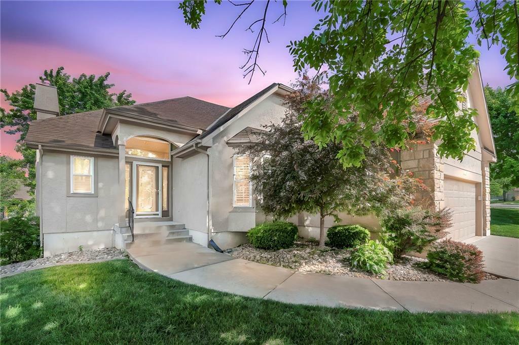 Property Photo: 4124 SW James Younger Drive MO 64082