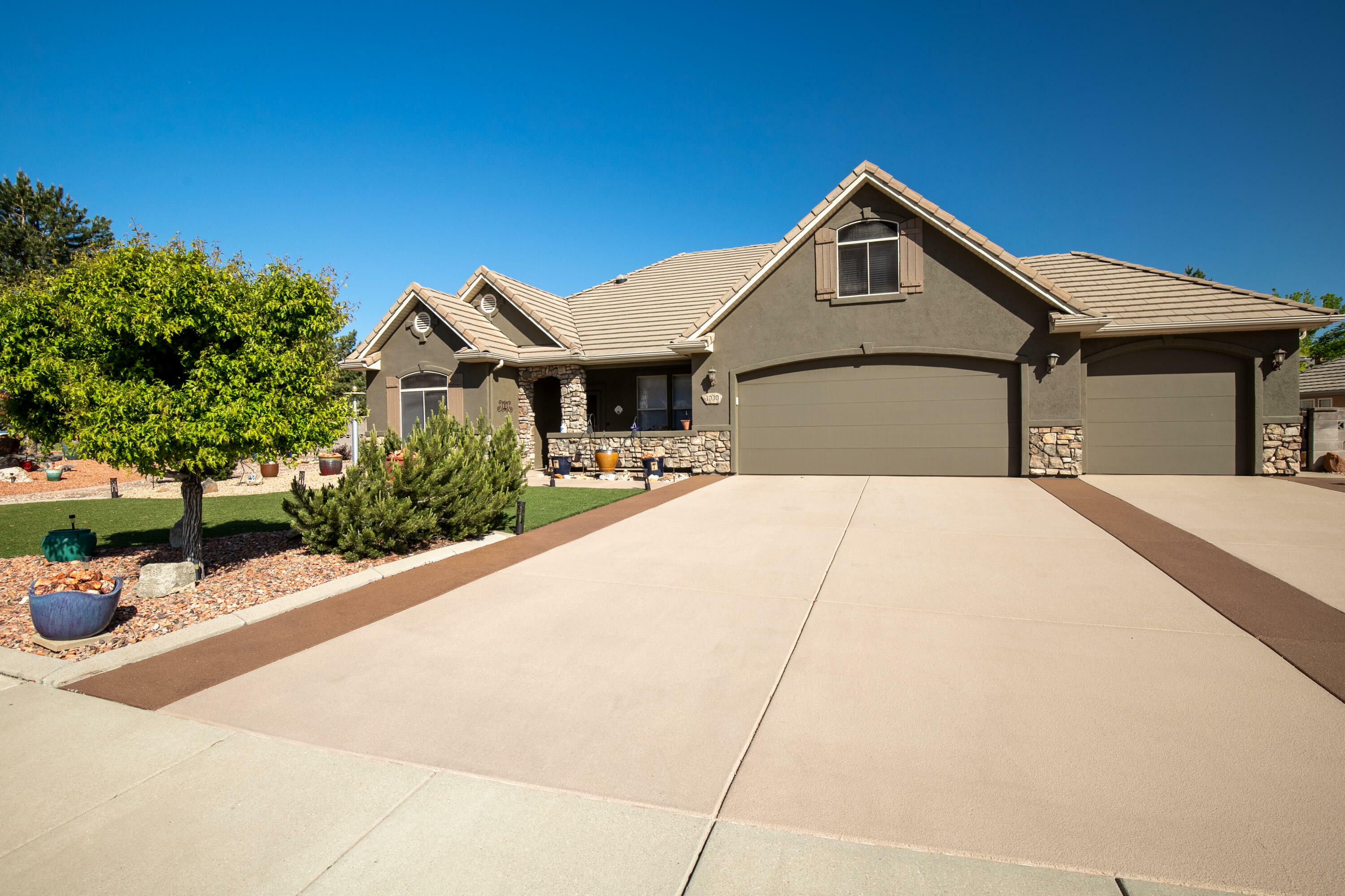 Property Photo: 1030 S 1850 W UT 84720