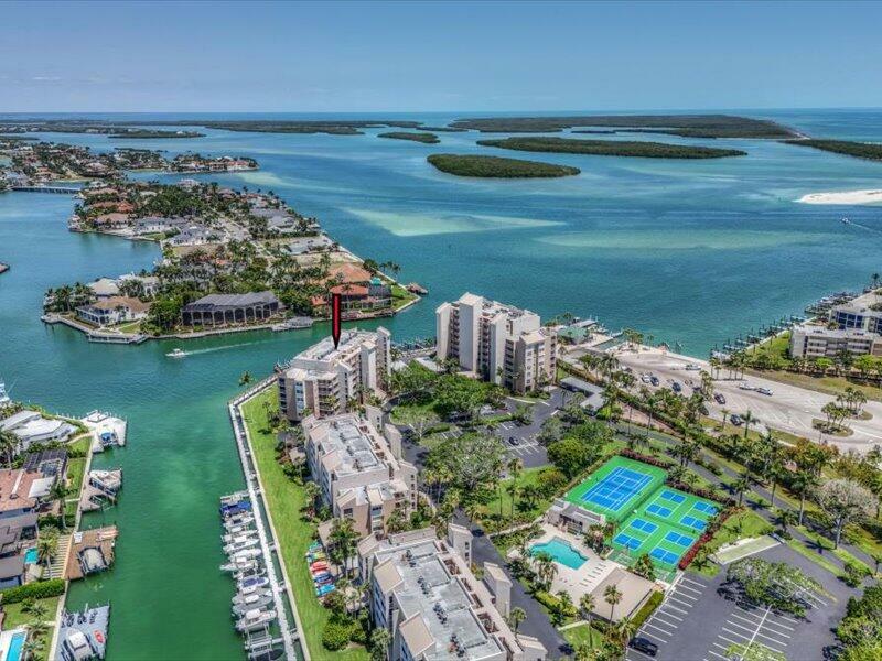 Property Photo: 897 Collier Court 705 FL 34145