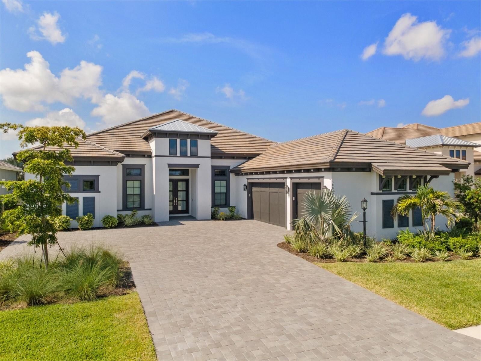 Property Photo: 3888 Santa Caterina Boulevard FL 34211