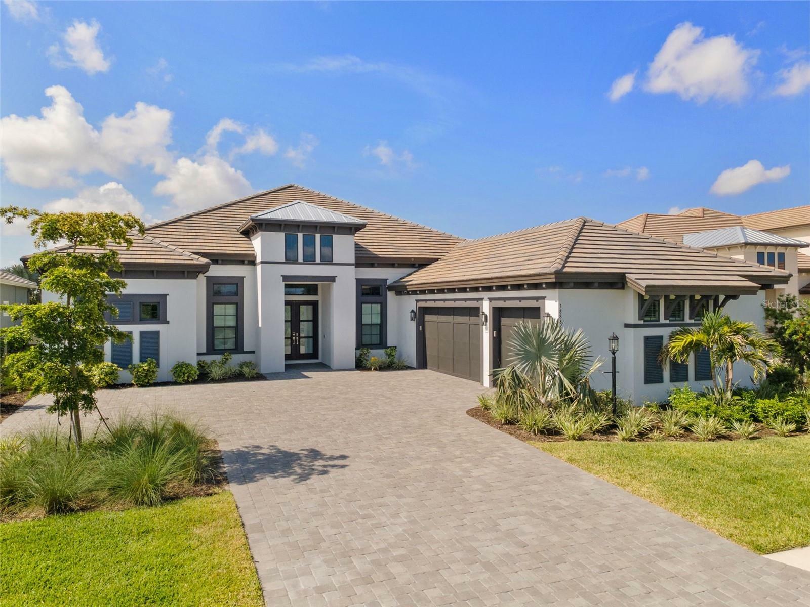 Property Photo: 3888 Santa Caterina Boulevard FL 34211