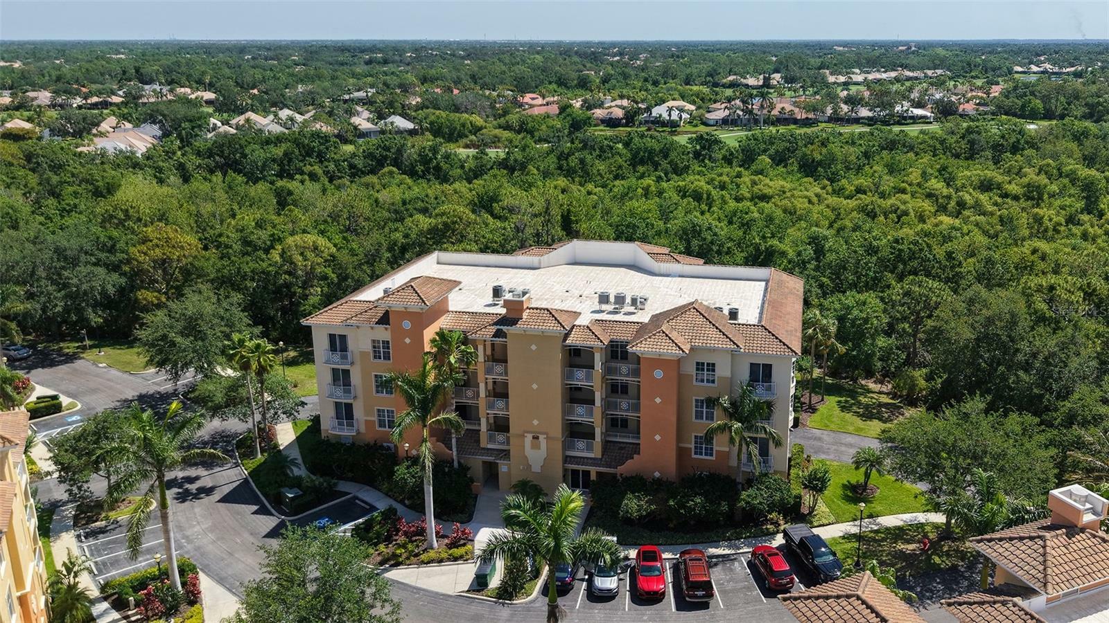 Property Photo: 6465 Watercrest Way 404 FL 34202