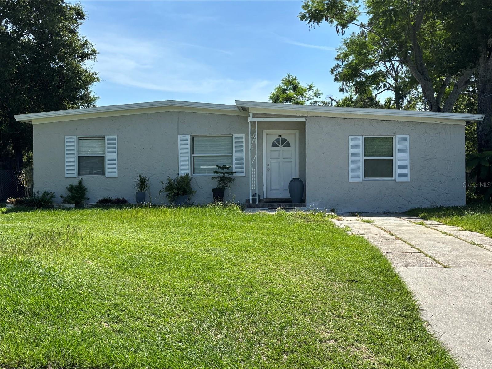 921 Alecon Drive  Orlando FL 32808 photo