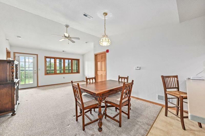 Property Photo: 2142 Chateau Ct 308-2 WI 53024