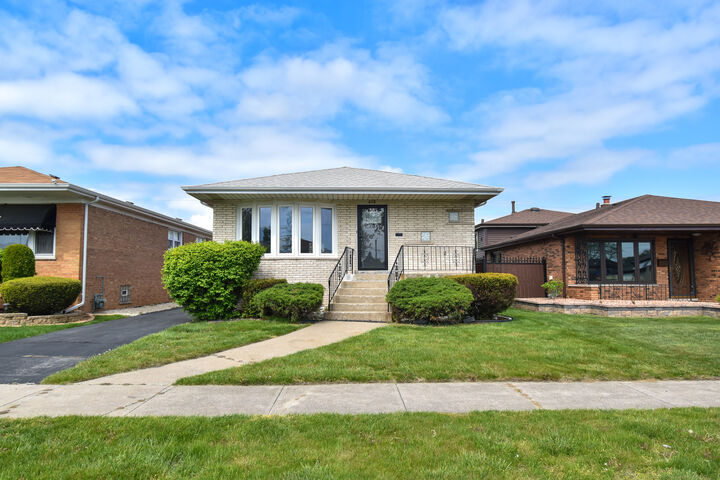 430 Marquette Avenue  Calumet City IL 60409 photo