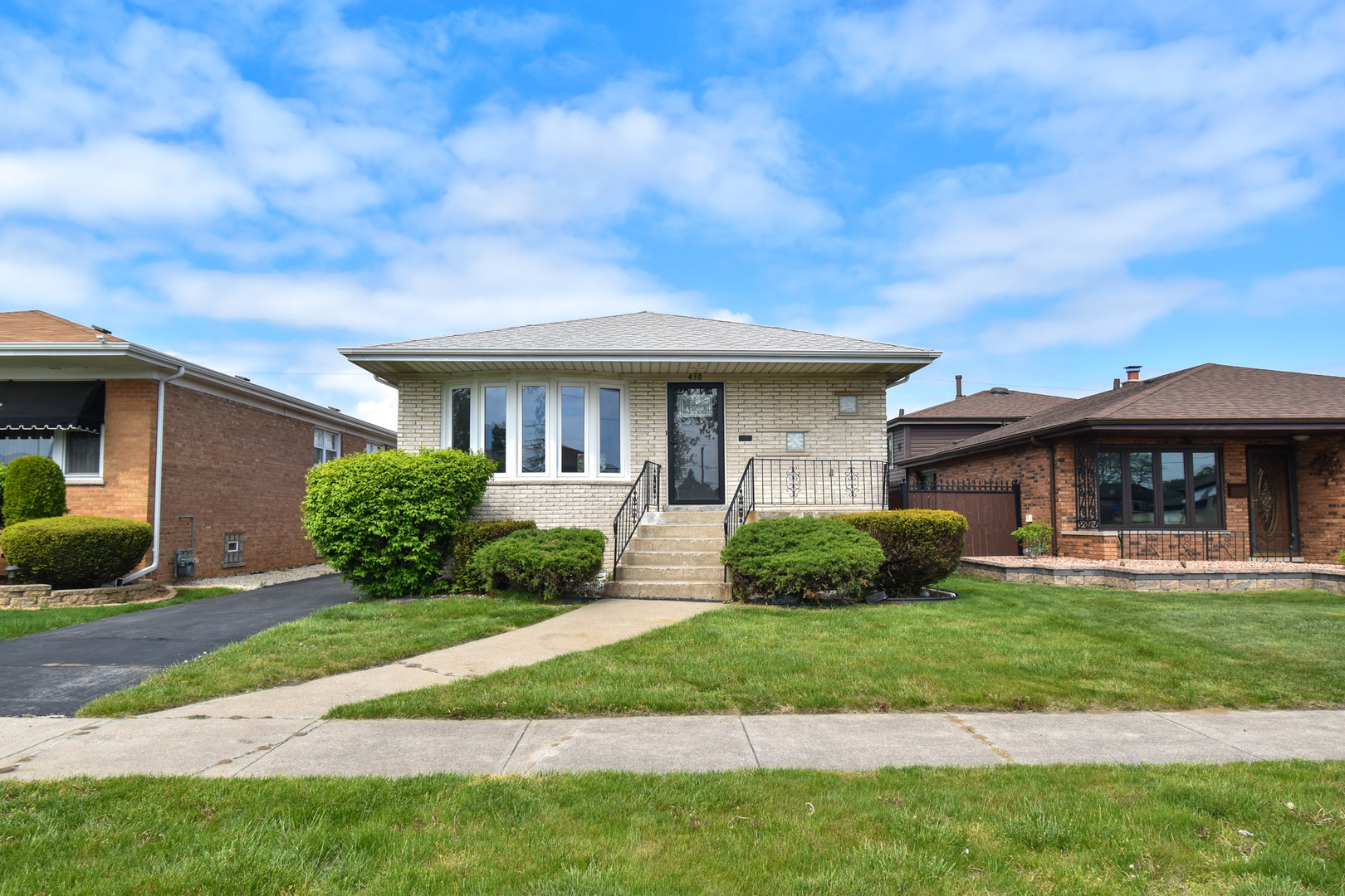 Property Photo: 430 Marquette Avenue IL 60409