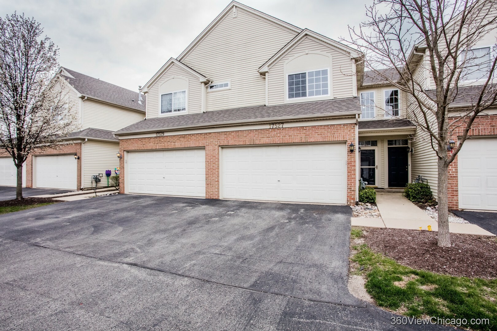 Property Photo: 17527 S Gilbert Drive IL 60441