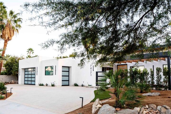 Property Photo:  74171 Covered Wagon Trail  CA 92260 