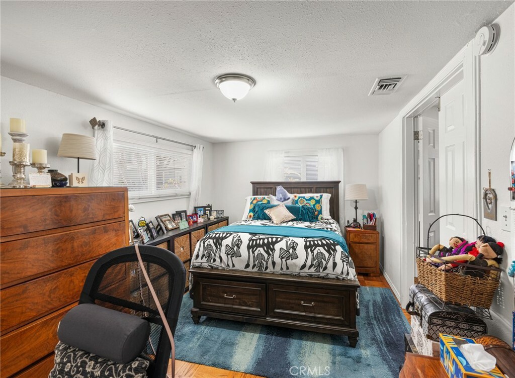Property Photo: 1736 Gramercy Avenue CA 90501