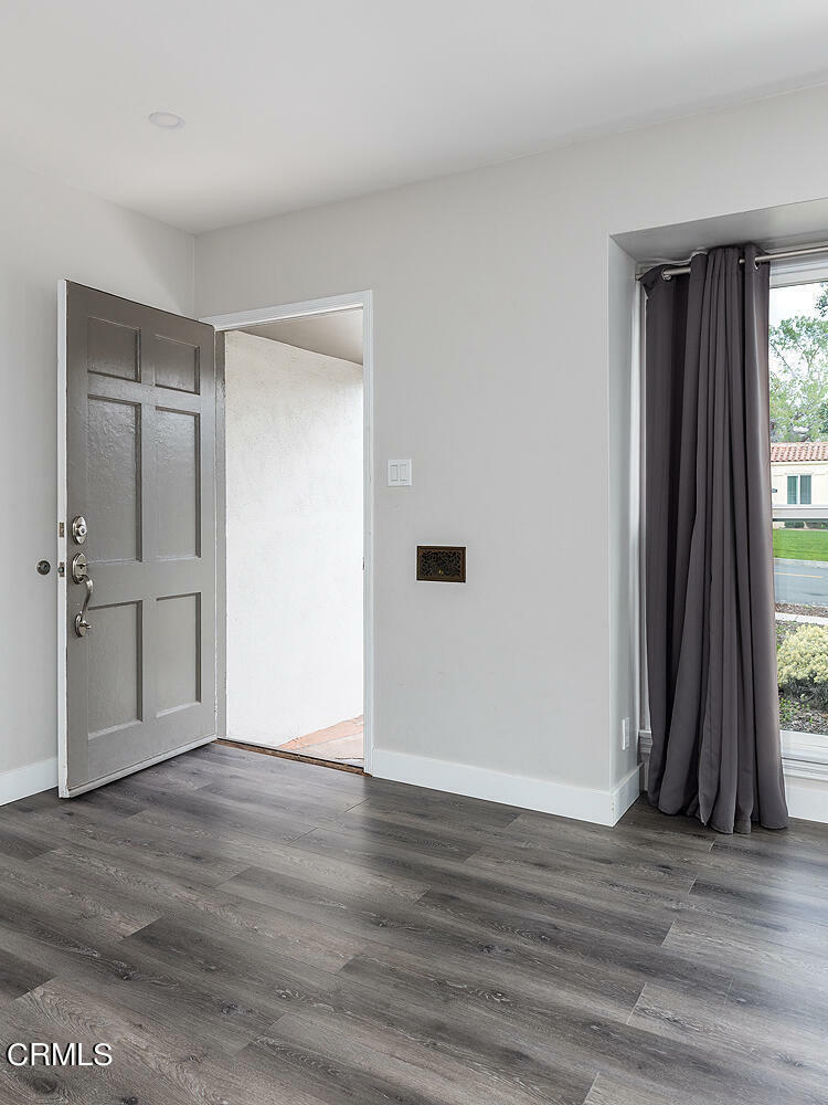 Property Photo: 3443 Las Palmas Avenue CA 91208