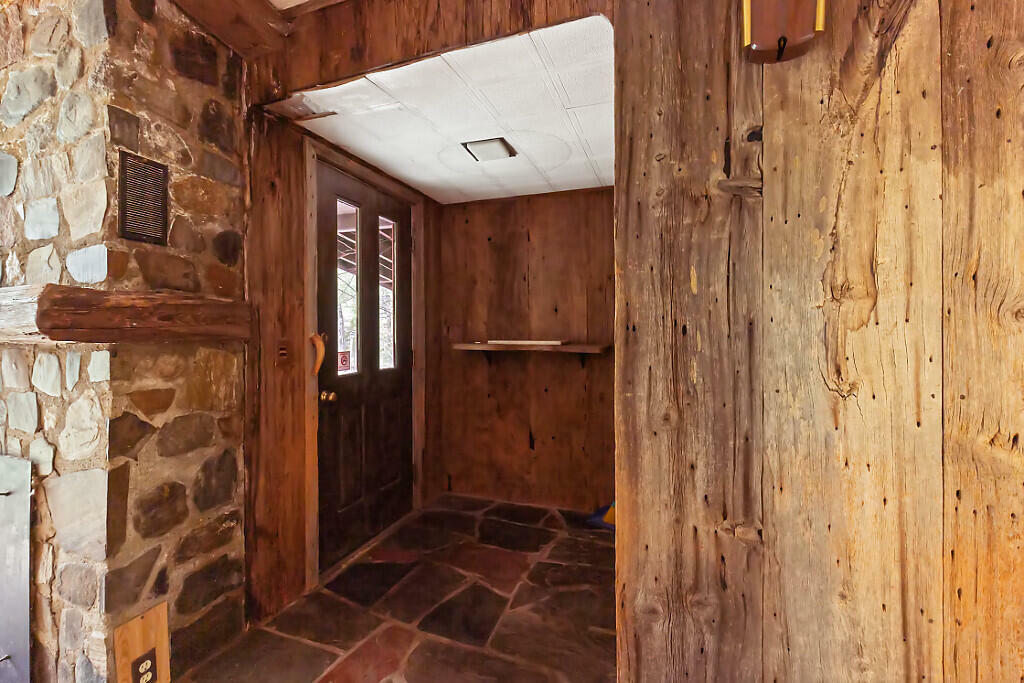 Property Photo: 587 Lewiston Road ME 04086