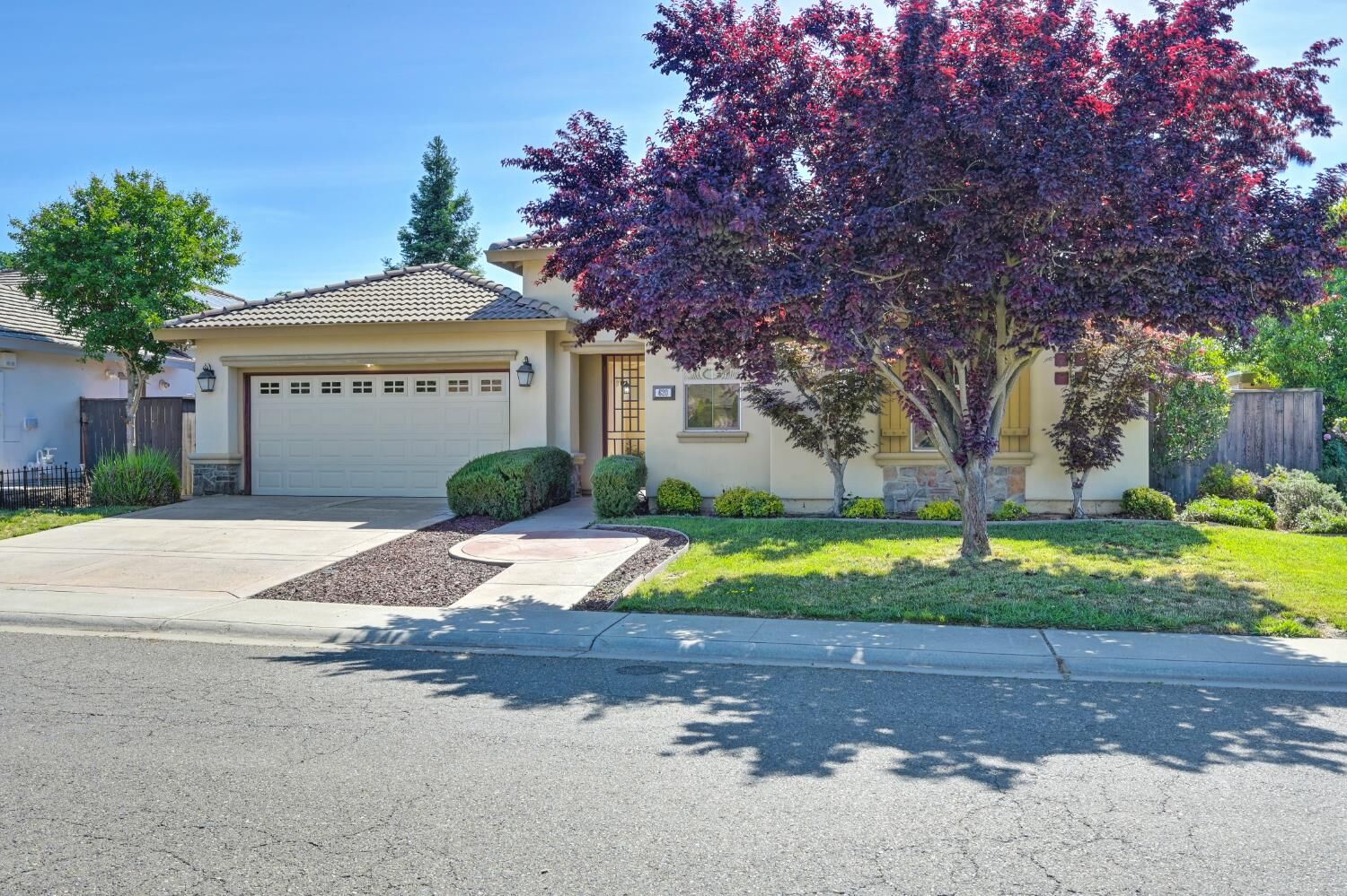 Property Photo: 620 Castle Oaks Drive CA 95640