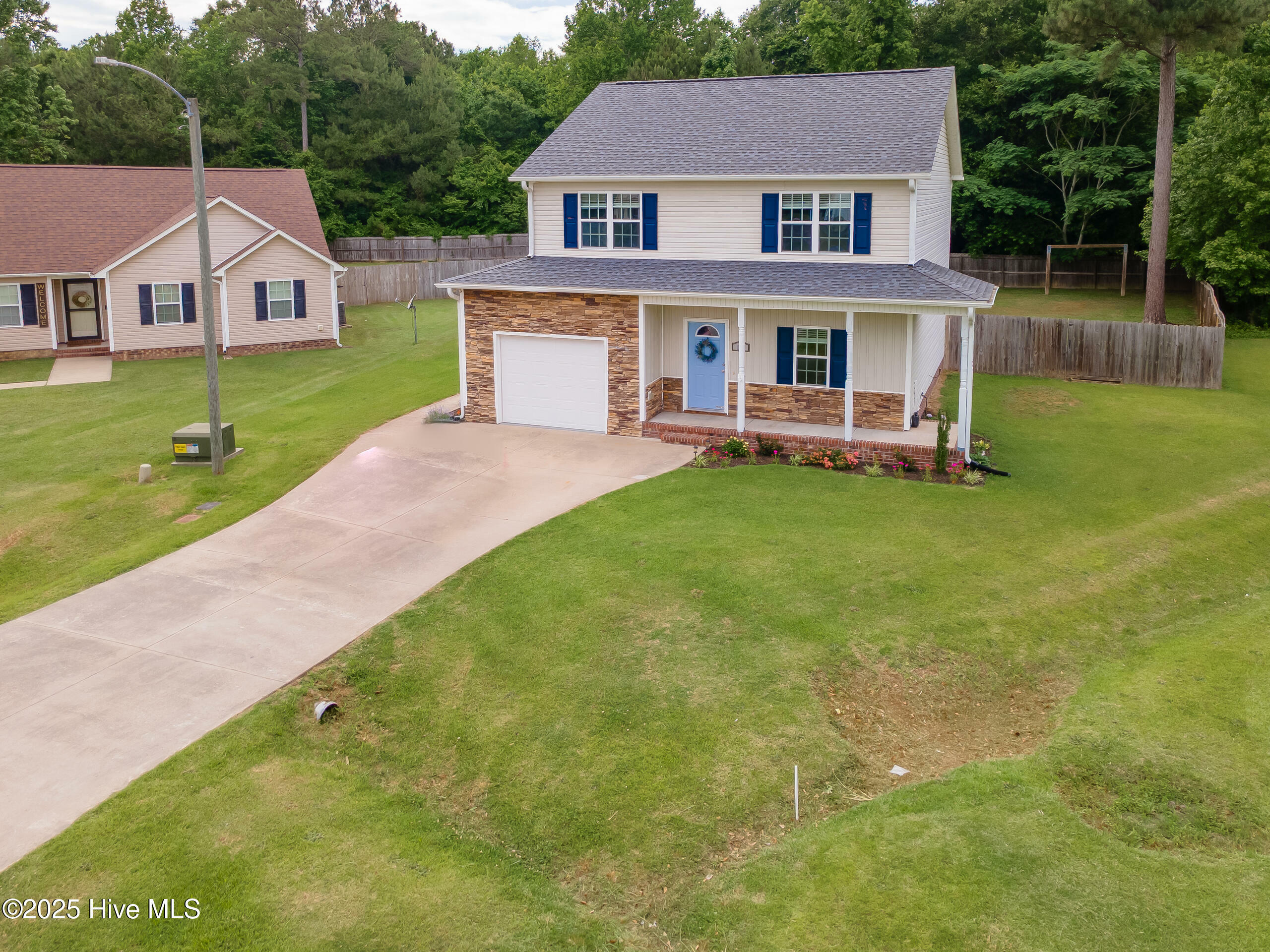 Property Photo: 125 Walnut Hills Drive NC 28574