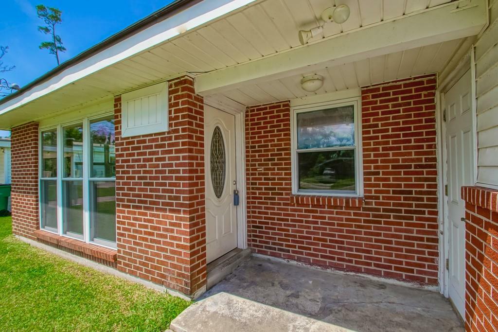 Property Photo: 3233 Duncan Street LA 70458