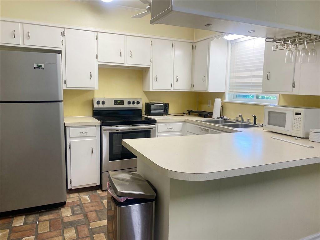 Property Photo: 106 Matthews Drive LA 70458