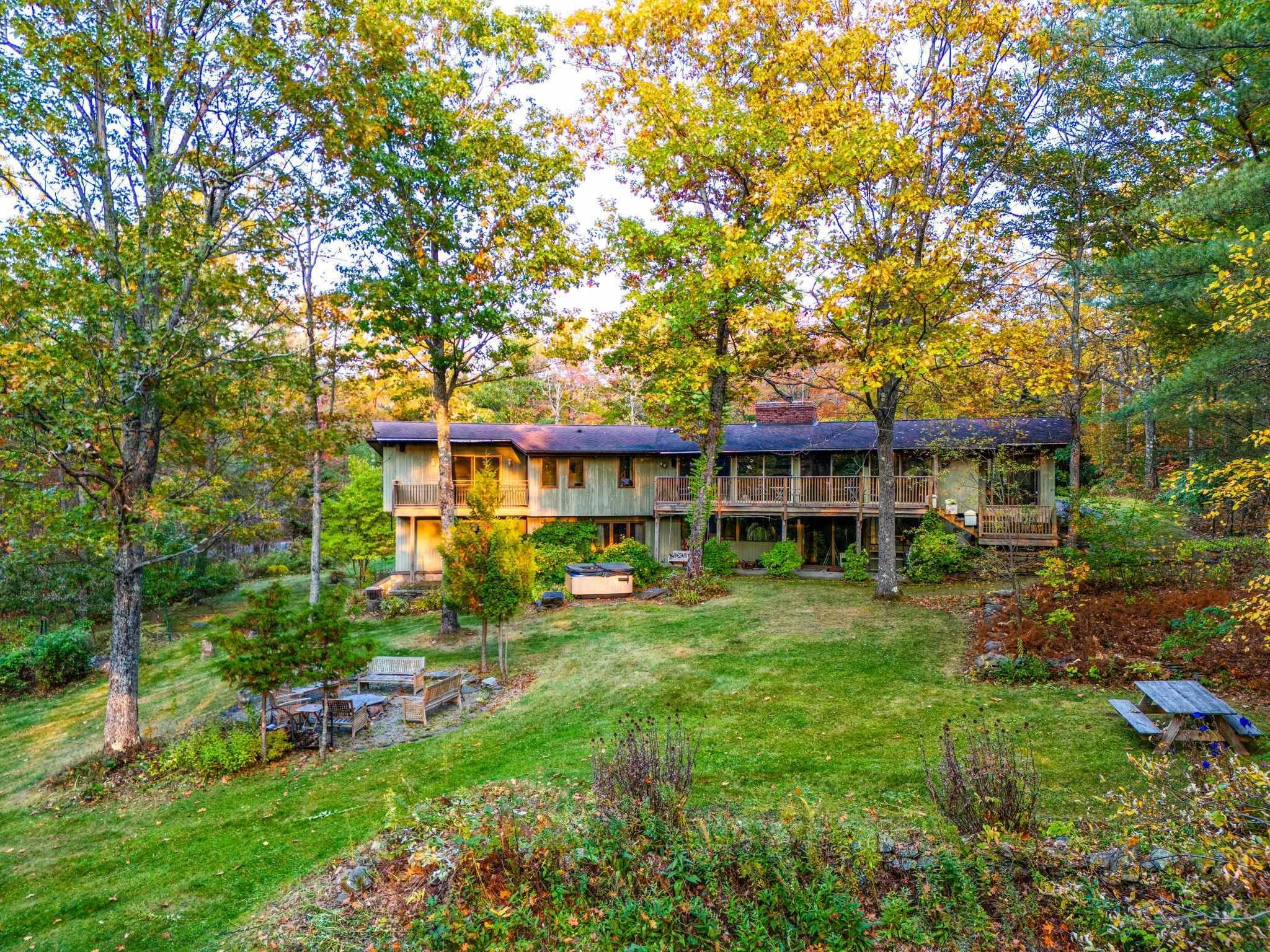 Property Photo: 1 Lakeview Drive NH 03755