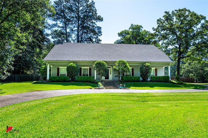 Property Photo:  9855 Holamy Lane  LA 71106