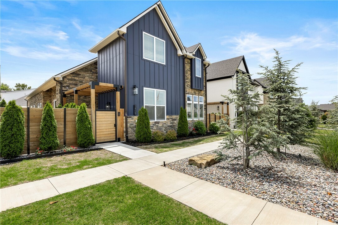 Property Photo: 3409 SW Awakening Avenue AR 72713
