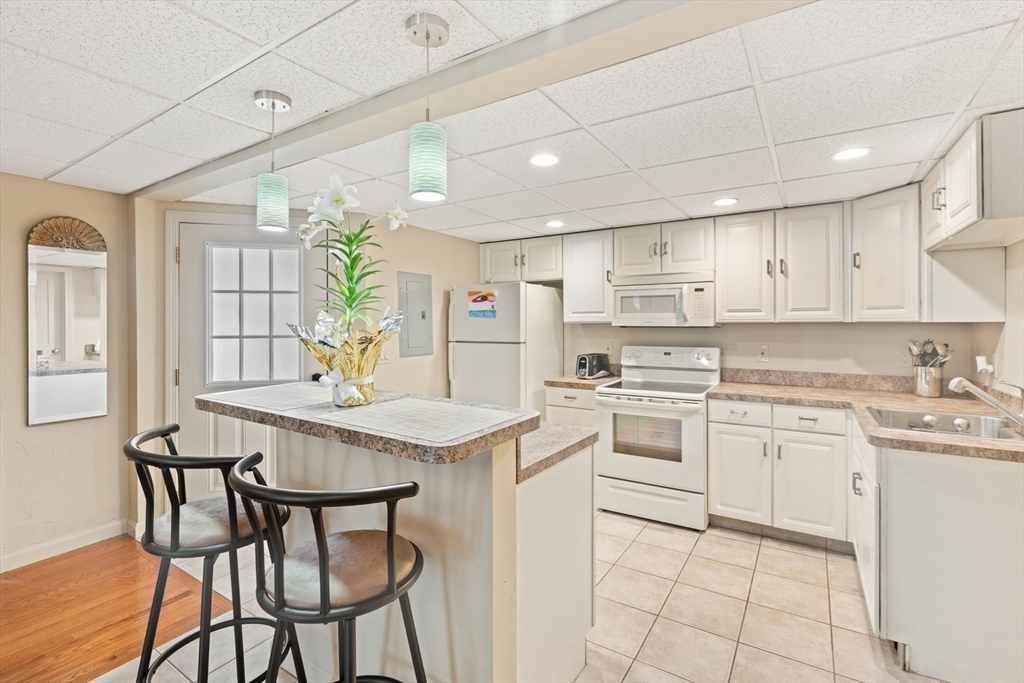 Property Photo: 574 Pleasant Street MA 01602