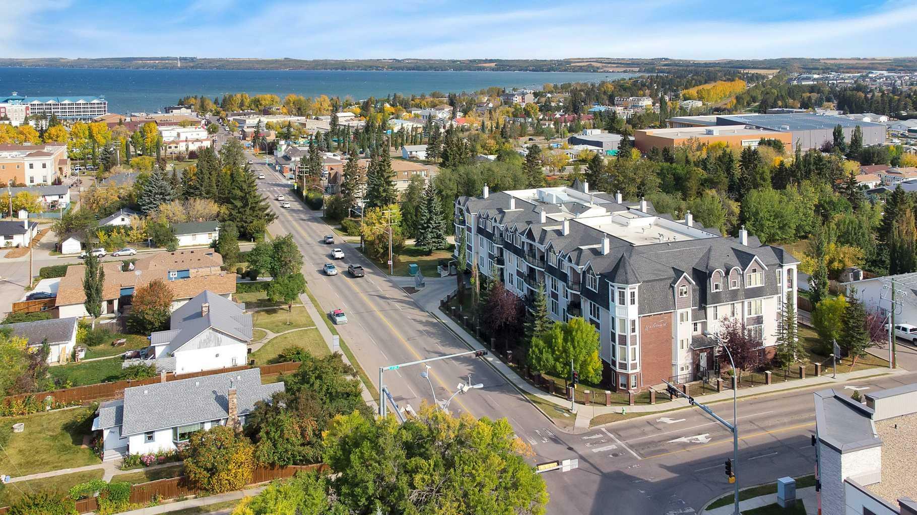 4707 50 Street 208  Sylvan Lake AB T4S 0G7 photo