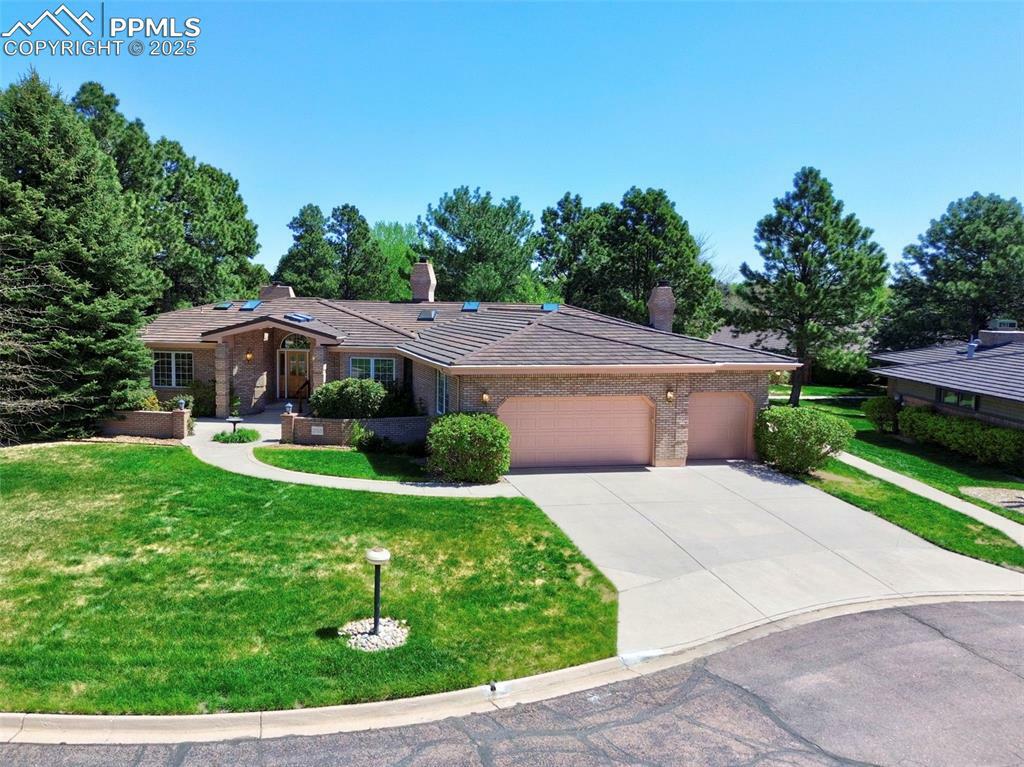 Property Photo: 2763 Fawn Grove Court CO 80906