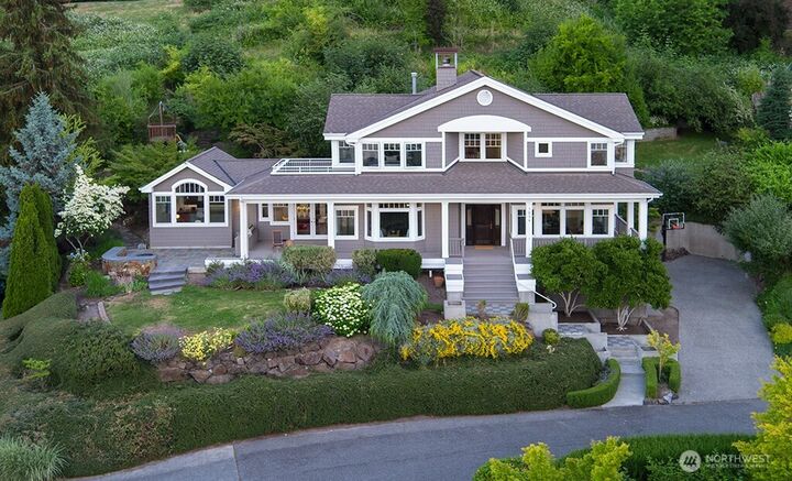Property Photo:  7934  Lake View Lane  WA 98040 