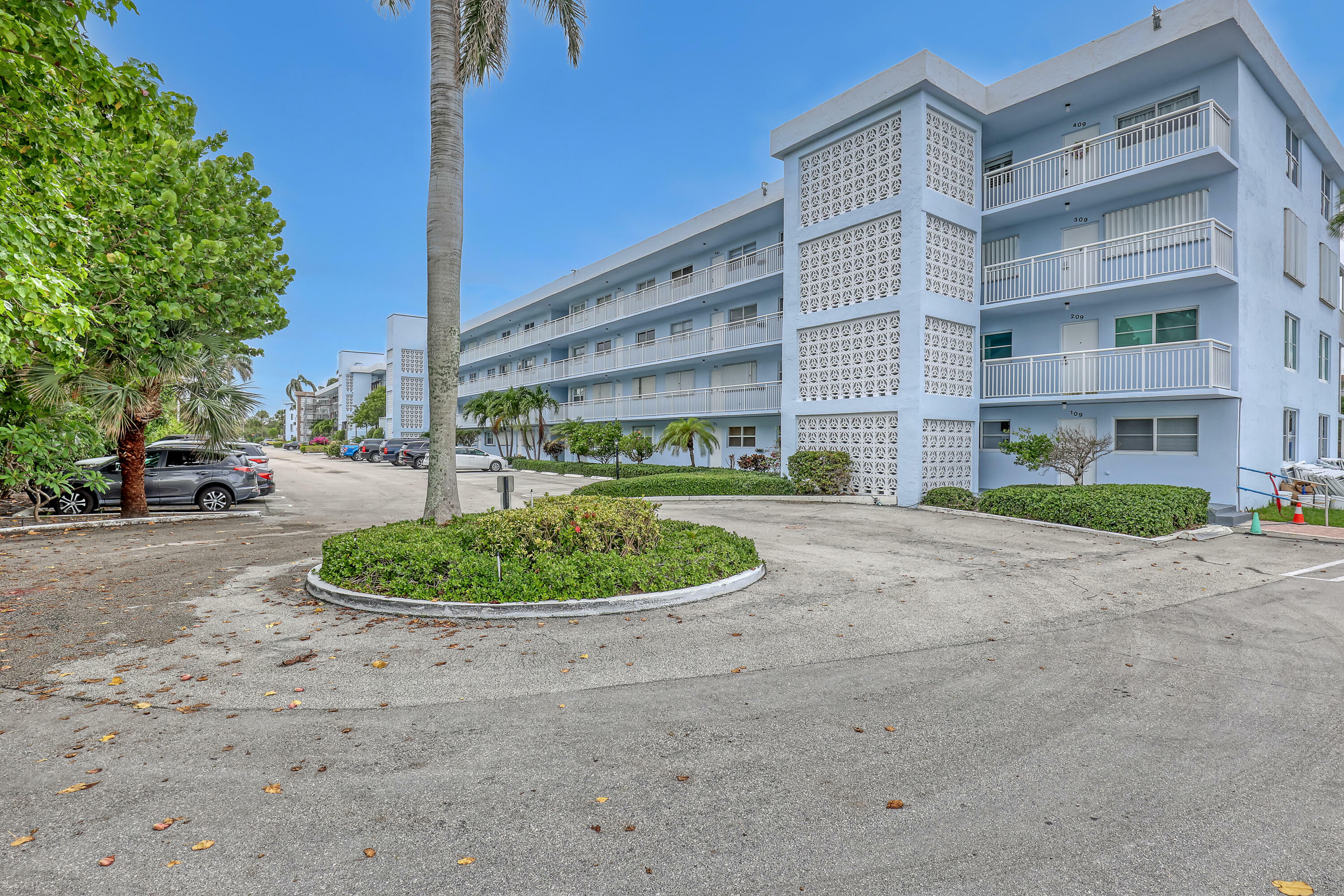 2018 S Federal Highway 304  Boynton Beach FL 33435 photo