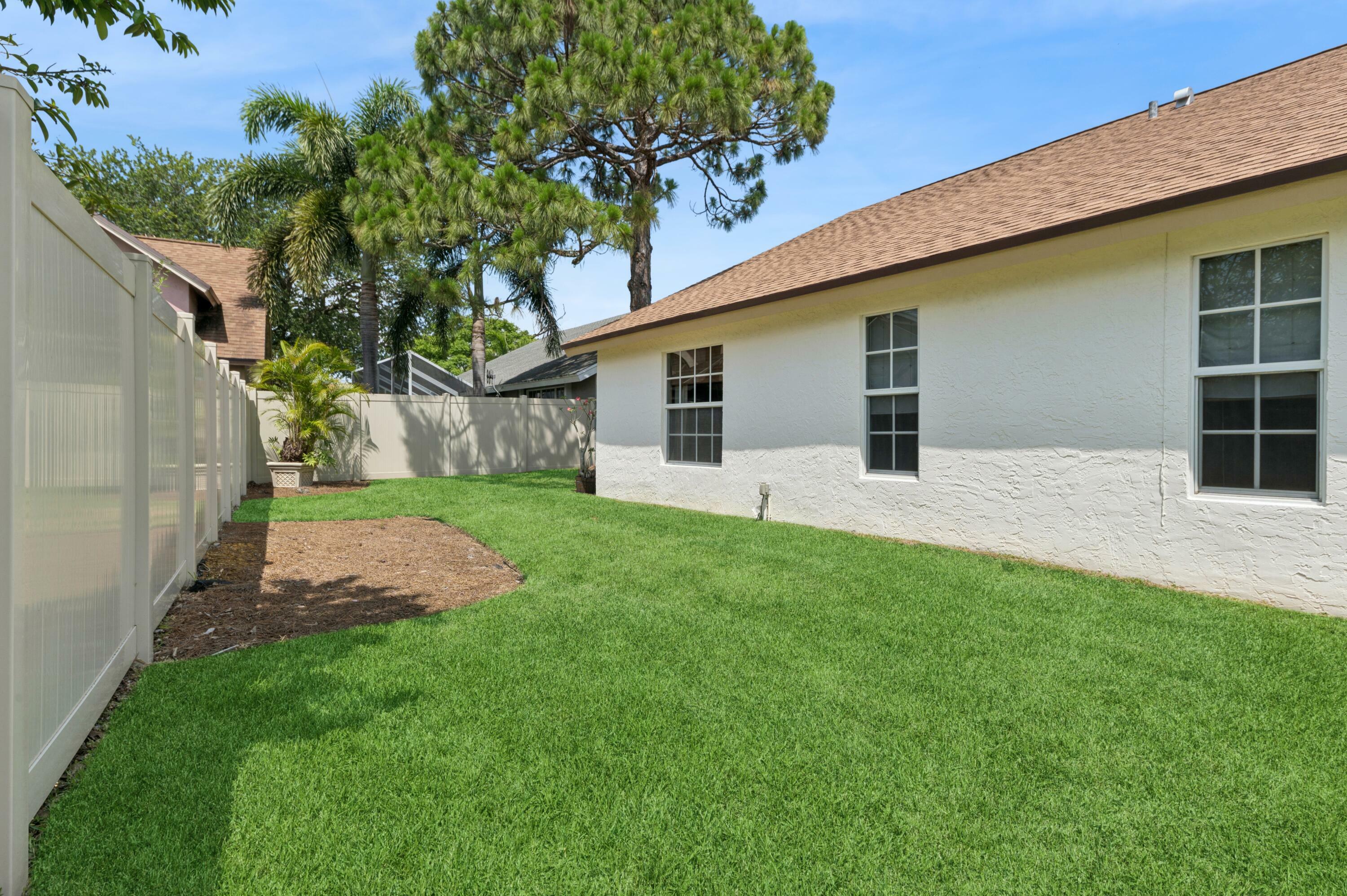 Property Photo: 12861 Meadowbend Drive FL 33414