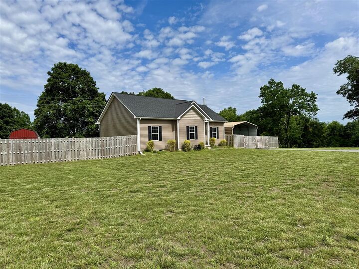 Property Photo:  24 Jones Court  KY 42164 