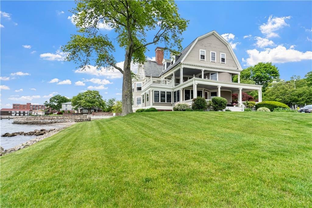 217 Hope Street 3  Bristol RI 02809 photo