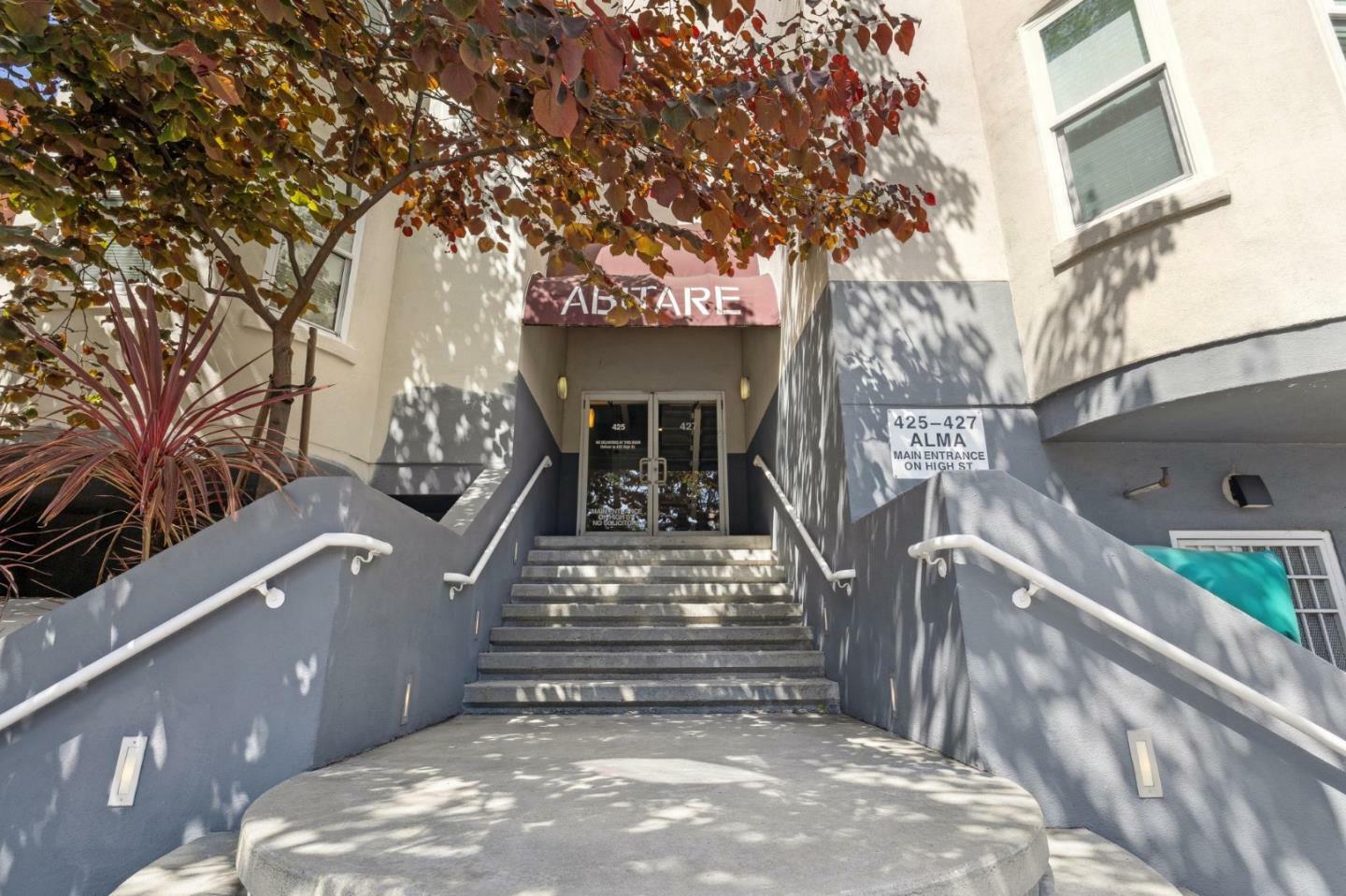 Property Photo: 425 Alma Street 309 CA 94301