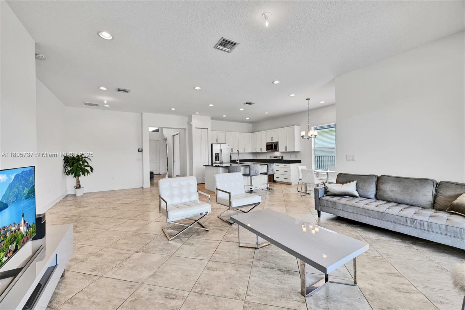 Property Photo:  9706 Celtic Sea Ln  FL 33446 