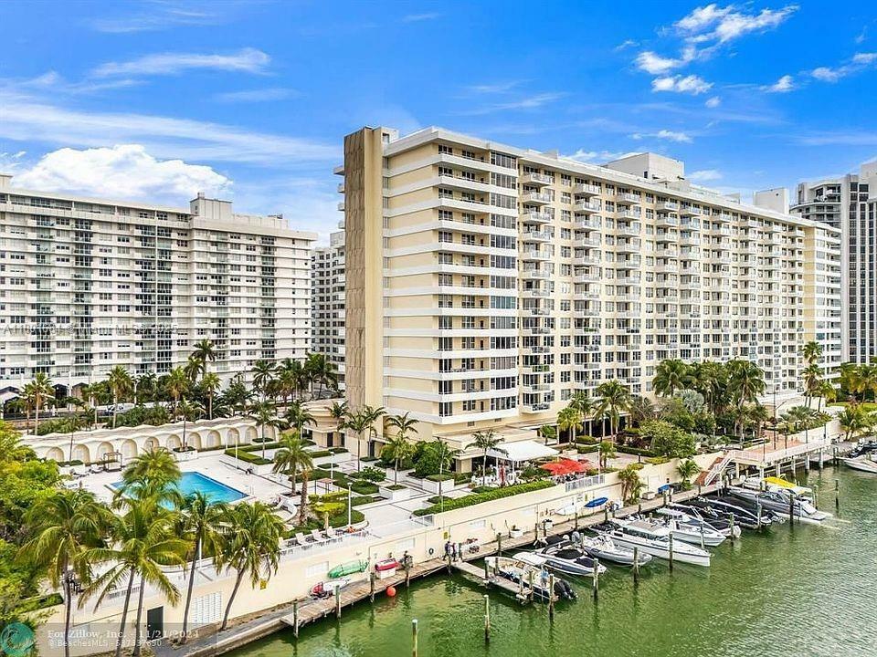 Property Photo:  5600 Collins Ave 14B  FL 33140 