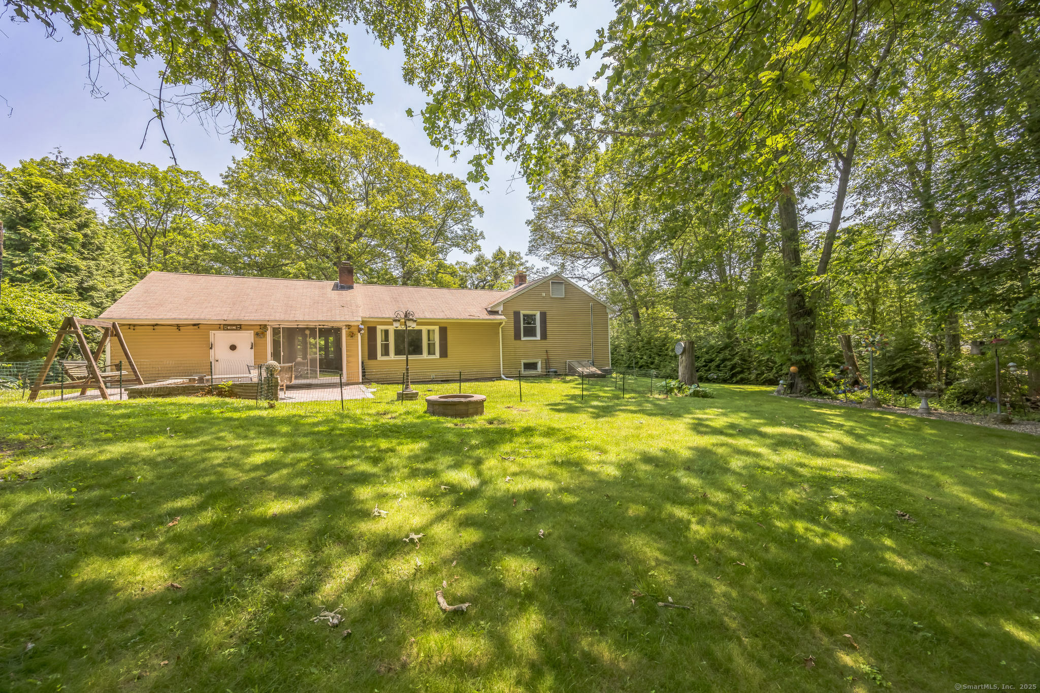 Property Photo: 15 Kings Highway CT 06473