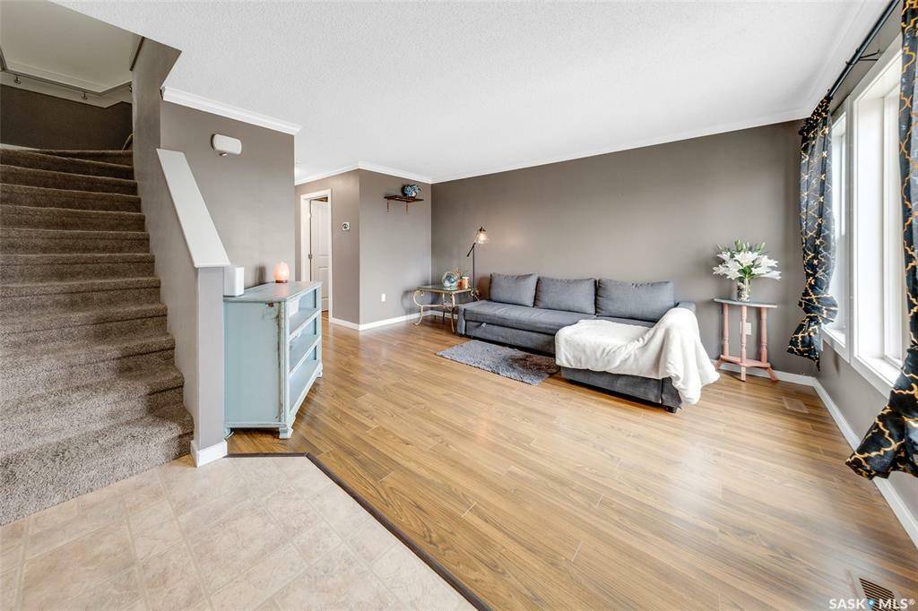 Property Photo: 207 Rosewood Gate N SK S7V 0J2