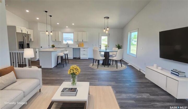 Property Photo:  14 Scott Bay  SK S0K 2Y0 