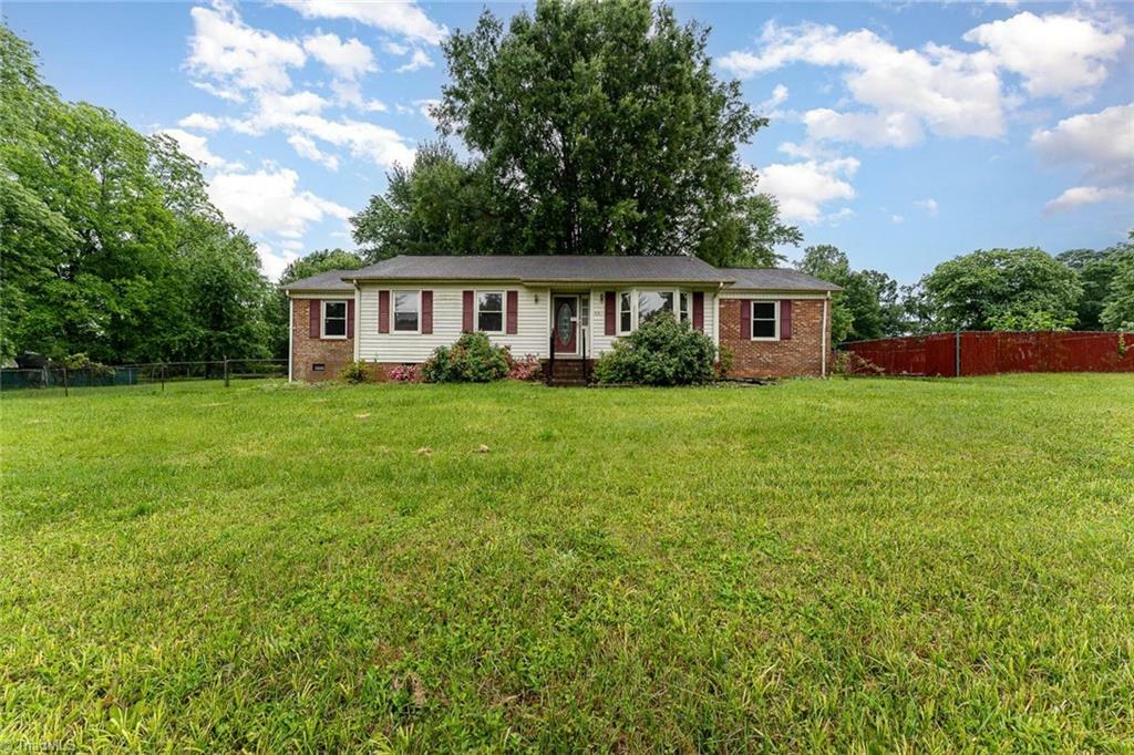 Property Photo: 1320 Vestal Road NC 27045