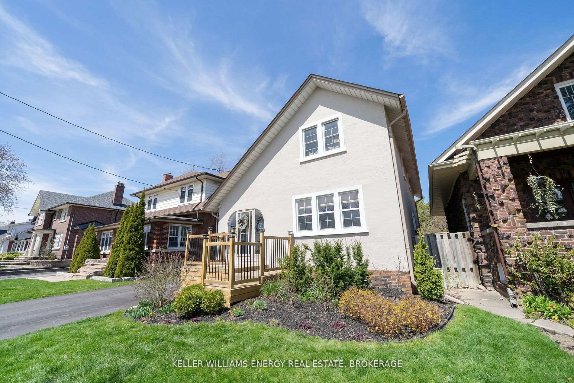 Property Photo: 316 King Street E ON L1H 1C8