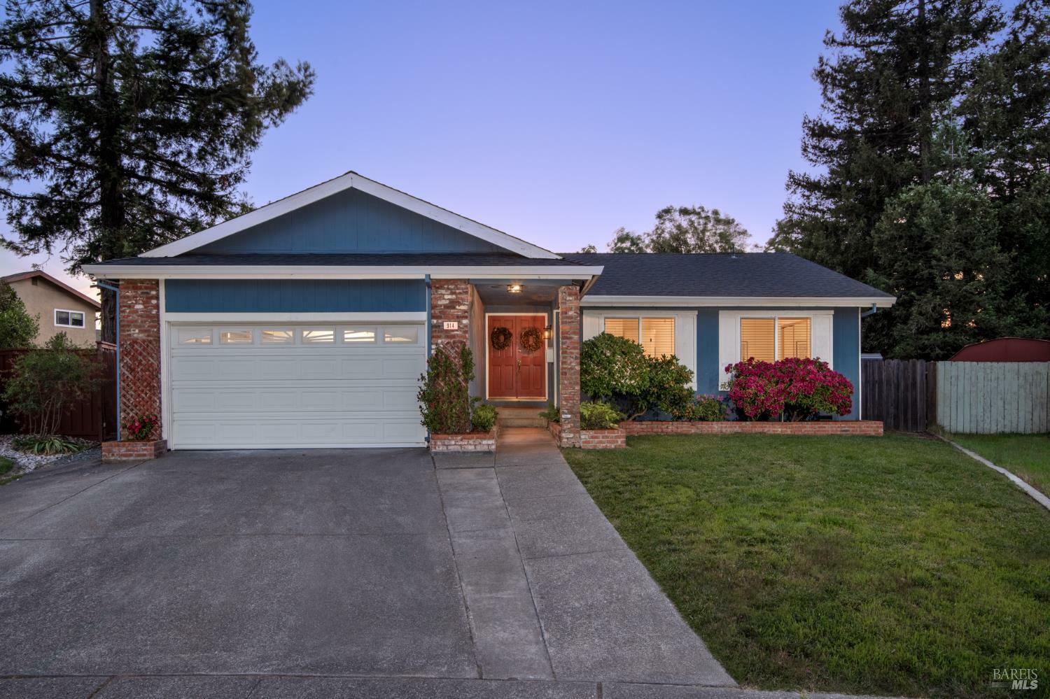 914 Cottonwood Court  Petaluma CA 94954 photo