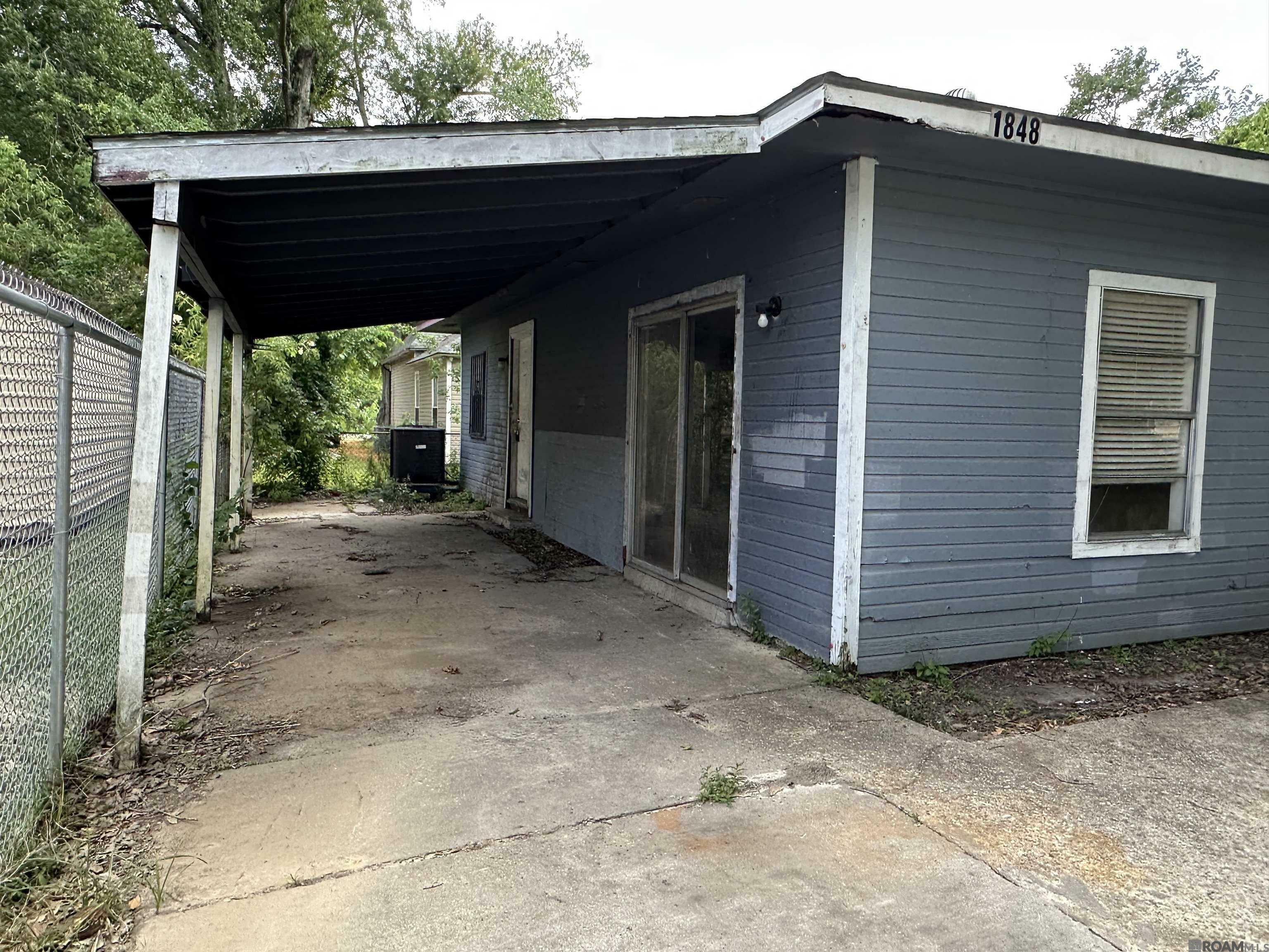 Property Photo: 1848 73rd Ave LA 70807