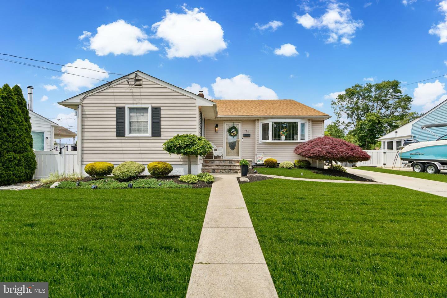 754 Devenney Drive  Bellmawr NJ 08031 photo