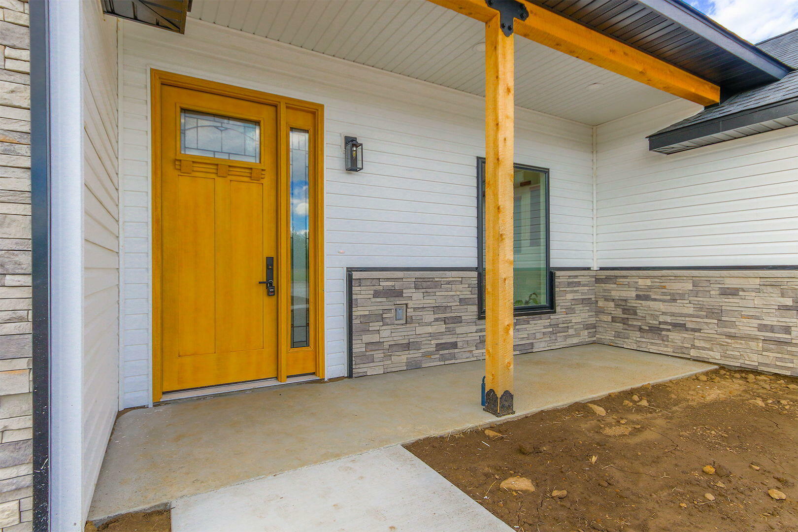 Property Photo: 317 W Jaxon St MO 65284